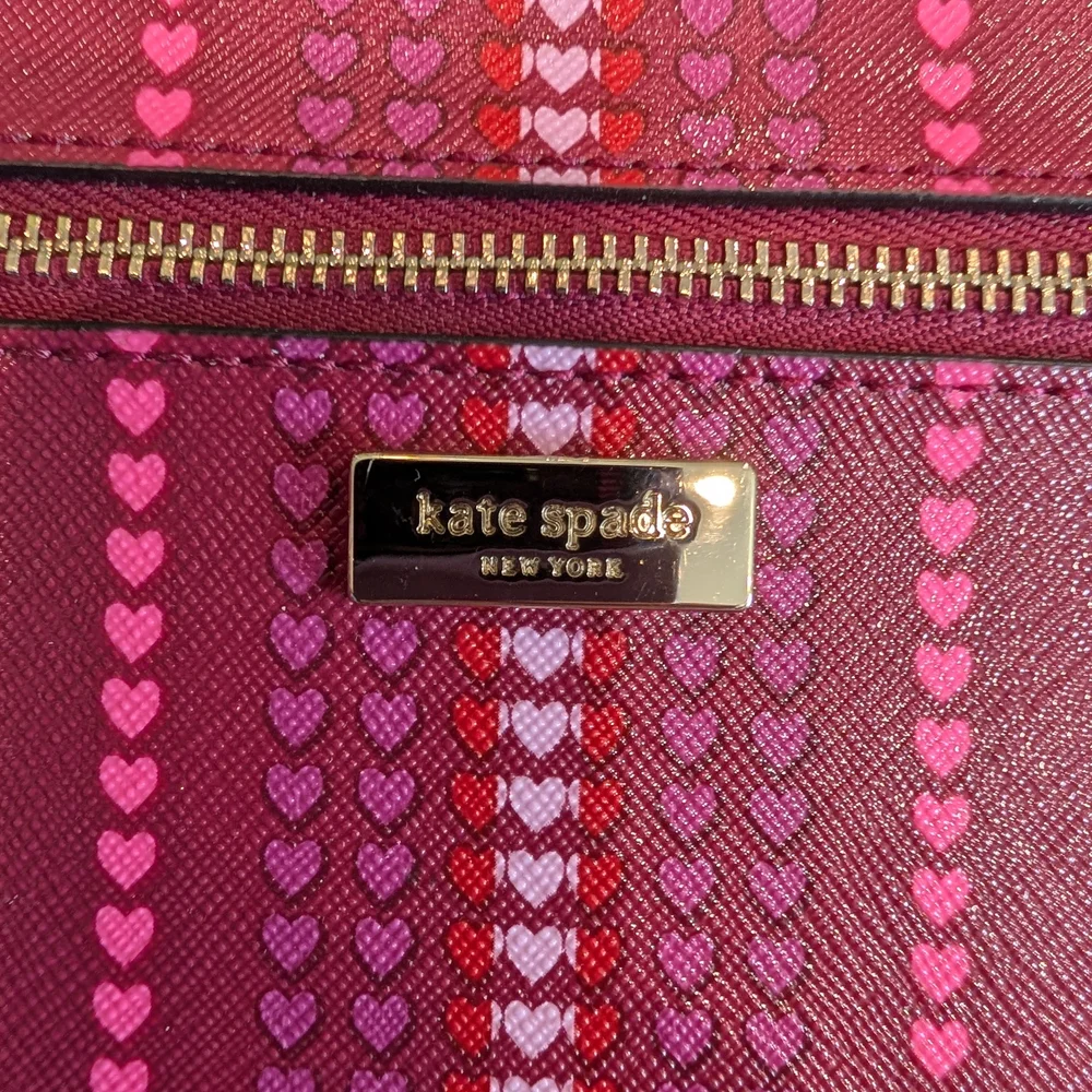 kate spade Heart-Print Pink & Burgundy Wristlet Clutch - Picture 3 of 7